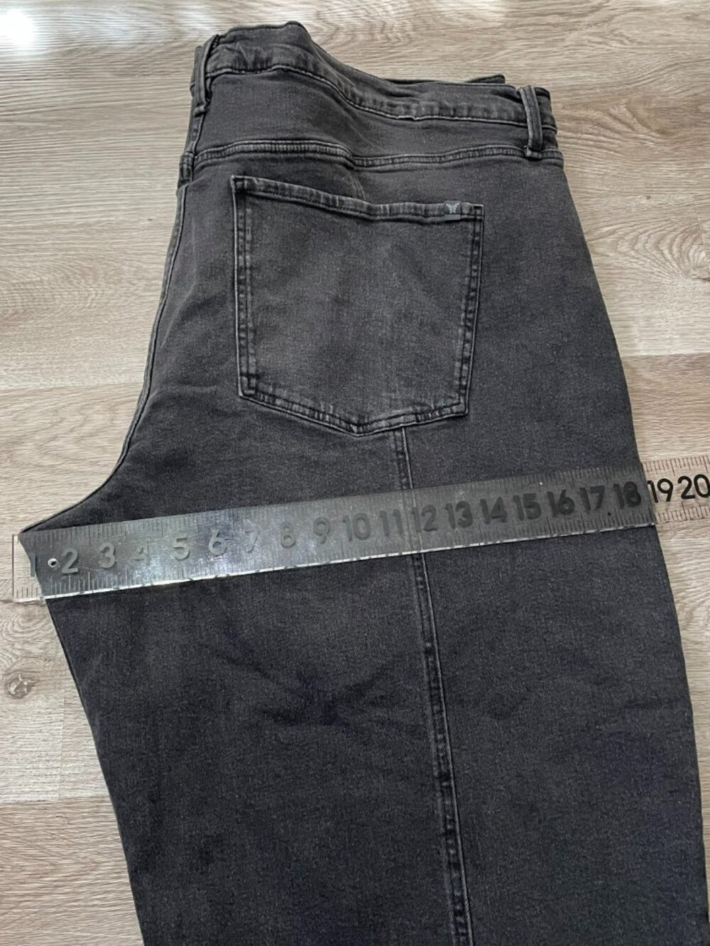 Barrel Leg Jeans 24W - Picture 9 of 14
